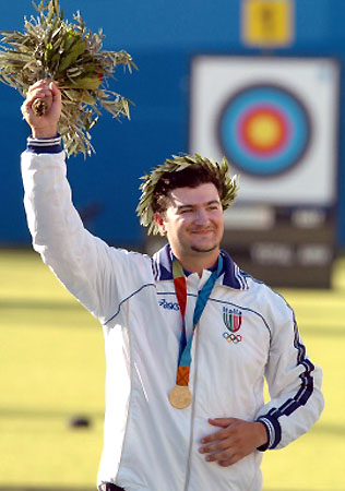 澳大利亚选手在射箭比赛中夺冠 澳大利亚选手在射箭比赛中夺冠