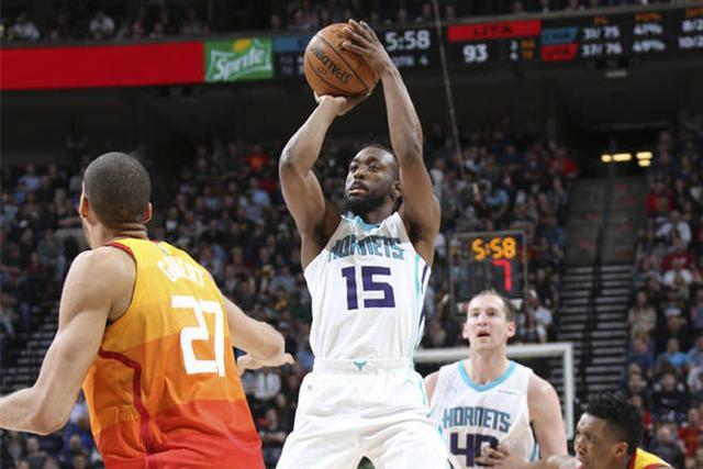 爵士继续高歌猛进,豪取九连胜 爵士继续高歌猛进,豪取九连胜