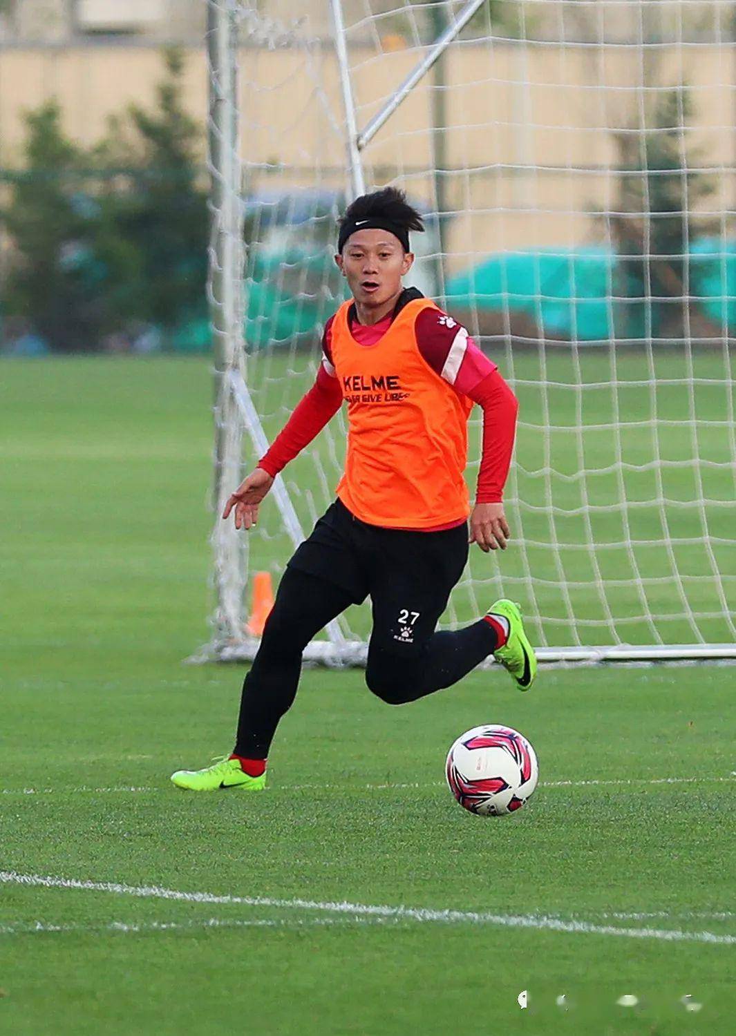 敦刻尔克球员接受专业训练,做好战术调整 敦刻尔克球员接受专业训练,做好战术调整