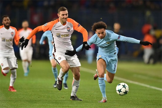 土耳其逆转那不勒斯，萨内高光表现