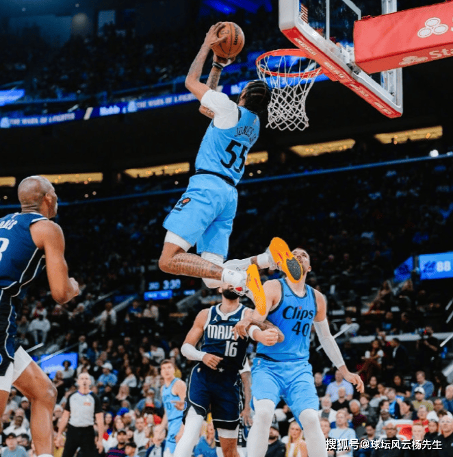 独行侠横扫辽宁队，伦纳德带队取胜