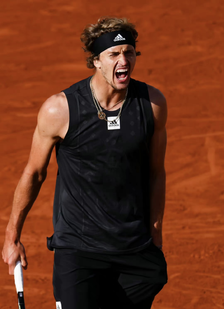 拉沃尔杯力克美网，兹维列夫点燃赛场