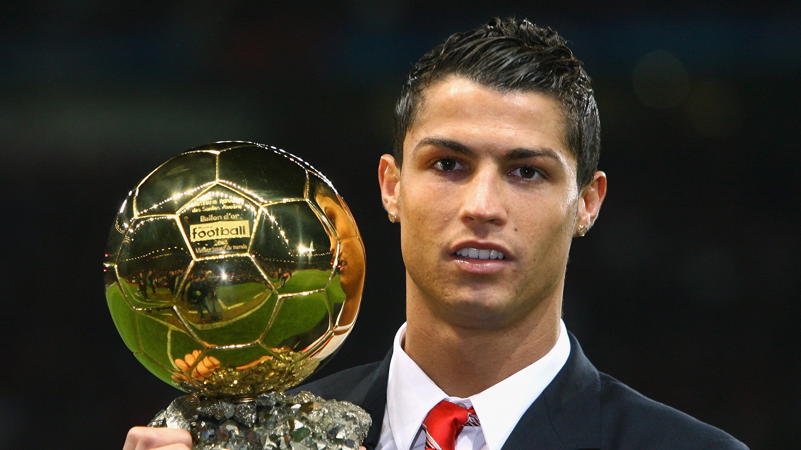 摩纳哥铁血防守锁死尼日利亚,C罗状态火热再证王者归来